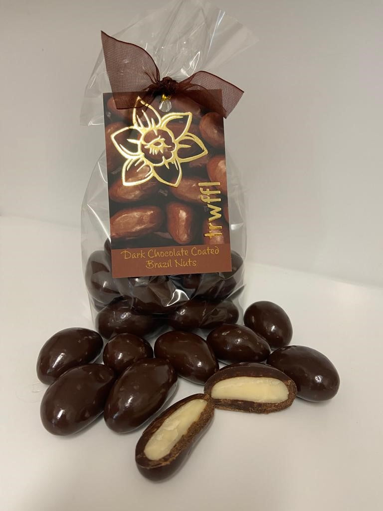 Dark chocolate deals brazil nuts