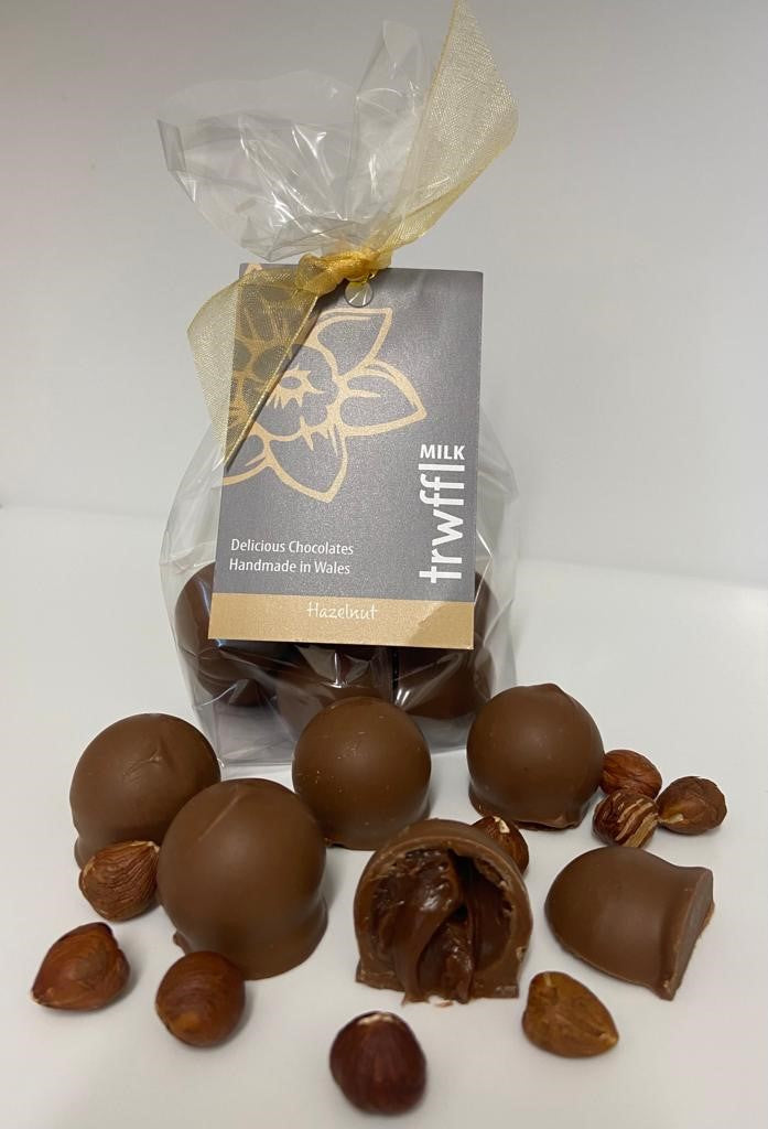Truffles in a Hand Tied Bag - Milk Hazelnut