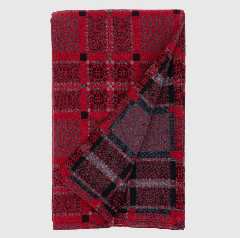 Luxury Blanket - Melin Tregwynt Knot Garden Draig (Dragon)