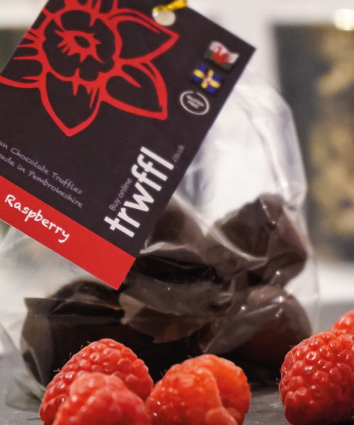 Trwffl-Welsh-Chocolate-Raspberry-Vegan-Chocolate